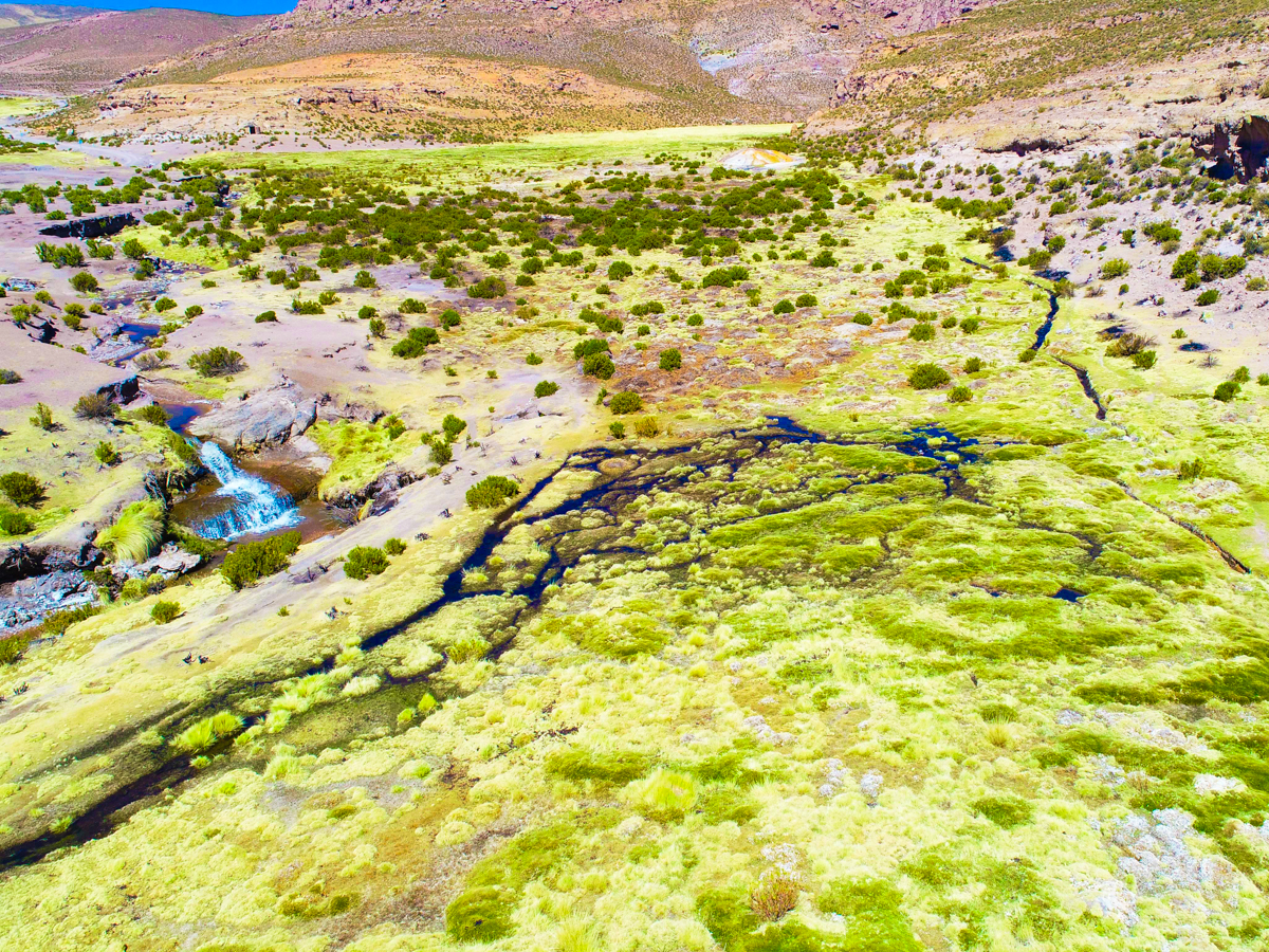 Fotografía aérea del sector Templanza, Villablanca, comuna de Colchane